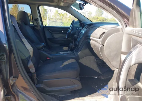 2015 Chevrolet Traverse 1Lt z USA, uszkodzony, nr VIN 1GNKVGKD1FJ347267